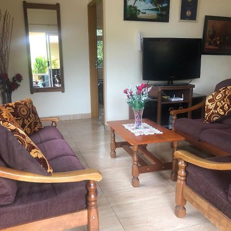 Mountain Lodge Anse Volbert Village Εξωτερικό φωτογραφία