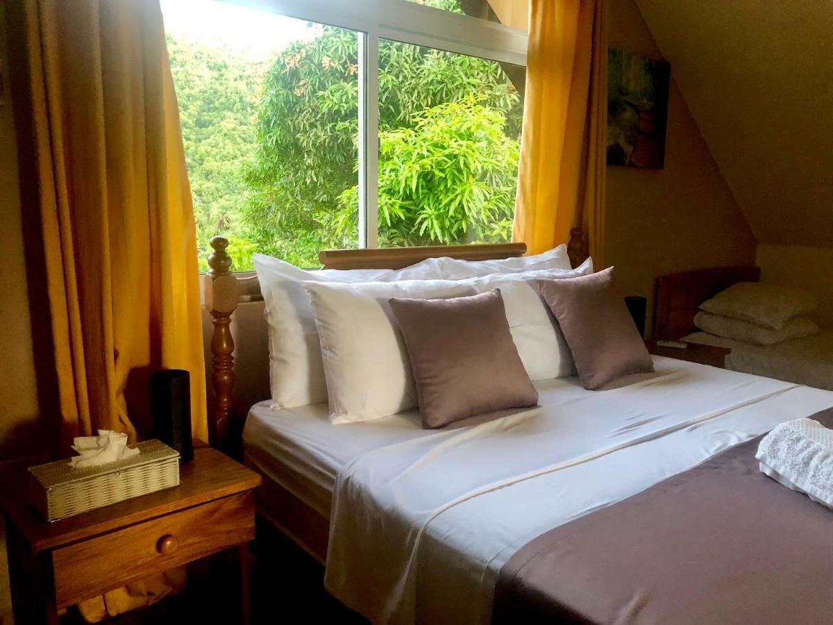 Mountain Lodge Anse Volbert Village Εξωτερικό φωτογραφία