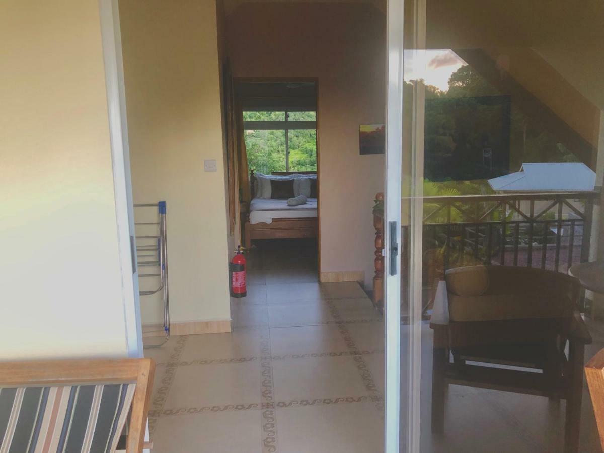 Mountain Lodge Anse Volbert Village Εξωτερικό φωτογραφία