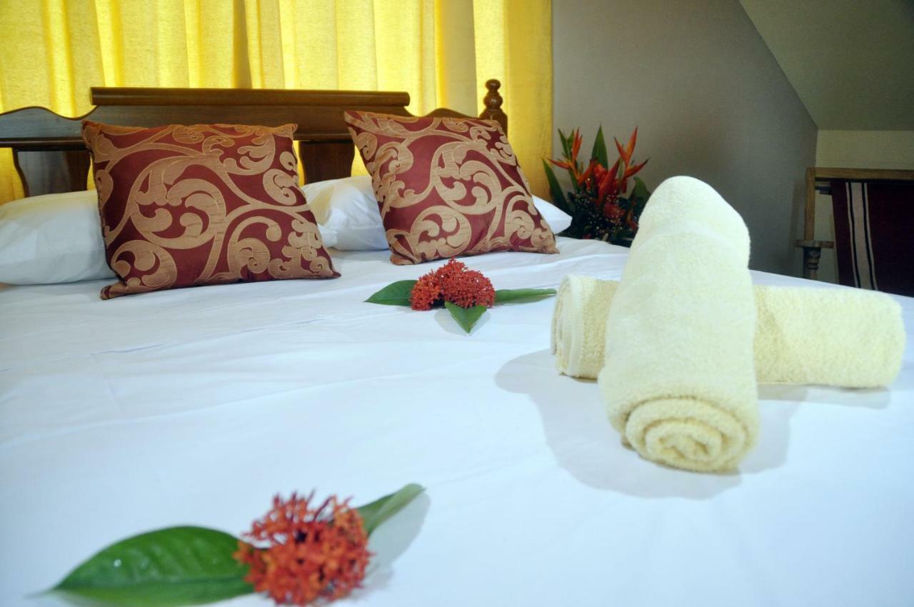 Mountain Lodge Anse Volbert Village Εξωτερικό φωτογραφία